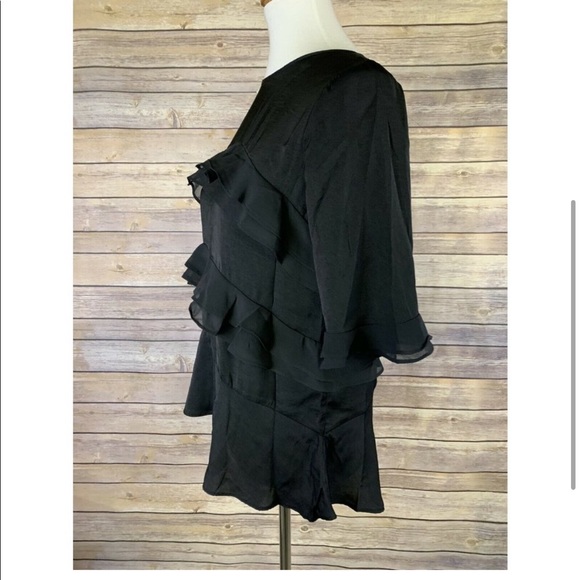 Who What Wear M Ruffled Blouse Black Tiered Look Keyhole Back - Picture 2 of 3